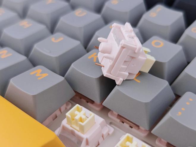 狼蛛L99带您解锁机械键盘新形态pg电子中文模拟器触控大屏加持(图15) 狼蛛L99带您解锁机械键盘新形态pg电子中文模拟器触控大屏加持(图15)